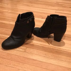 Ankle boots
